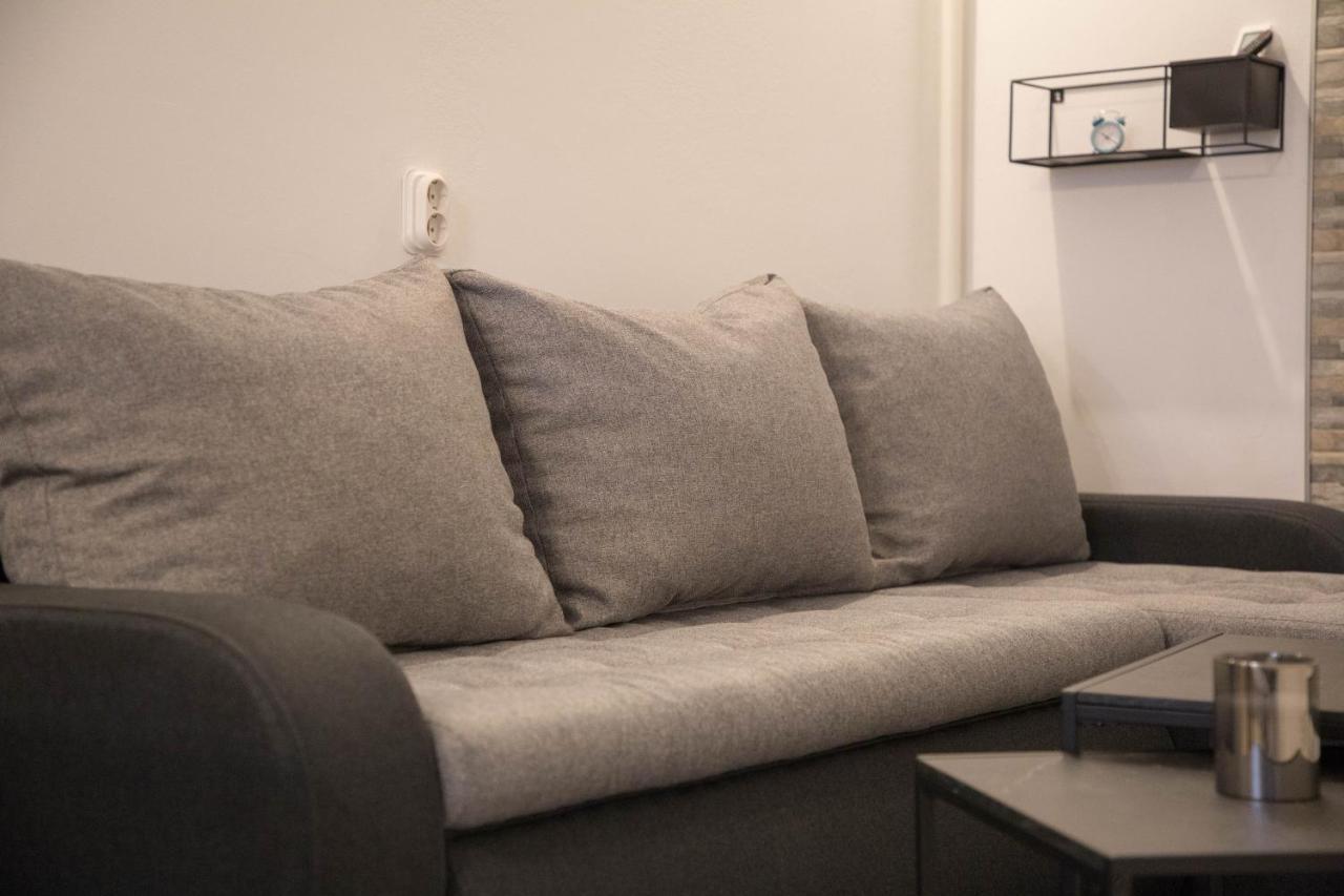 Studio Apartman Suburban Visnjevac Bagian luar foto